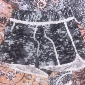 Champion Women's Athletic Shorts - Black and Gray Camo